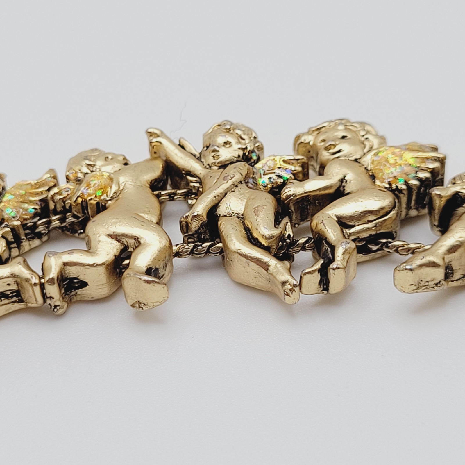 Cherub Angels Iridescent Glitter Wings Gold Tone Vtg Slide Bracelet 7.5 Inch