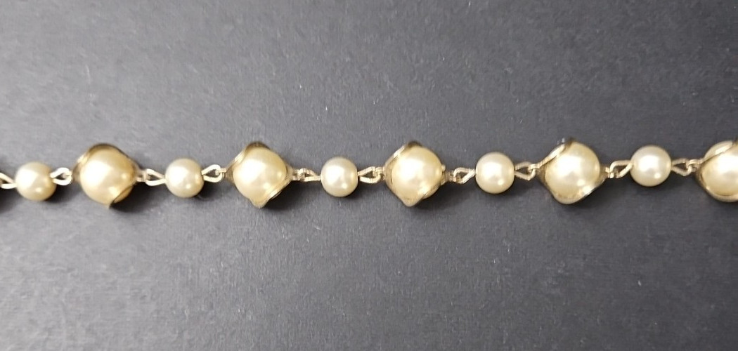 Vintage Beaded Necklace Wrapped Wire Gold Tone Links