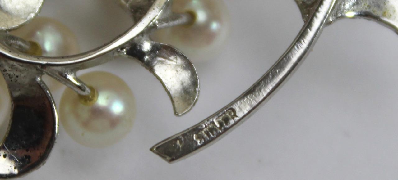 Maruwa Pearl Co. Silver Brooch w/ Cultured Pearls & Original Box