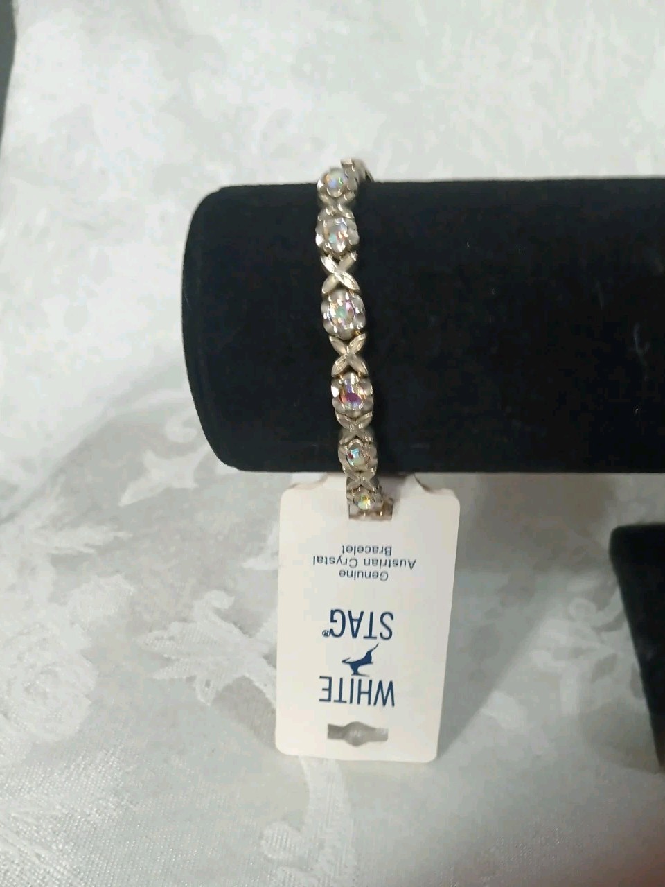 Vintage White Stag Silvertone Genuine Austrian Crystal Bracelet 7.5″