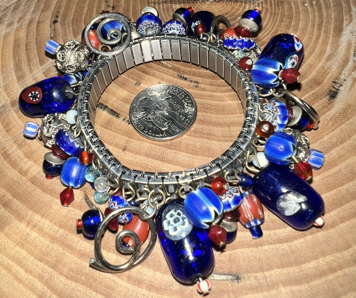Vintage Expanding Cha Cha Bracelet – Glass/Beads/Metal Charms