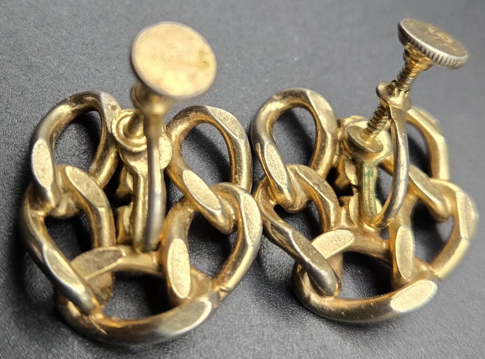 Vintage Clear Rhinestone Interlocking Knot Screw Back Earrings Gold Tone Estate