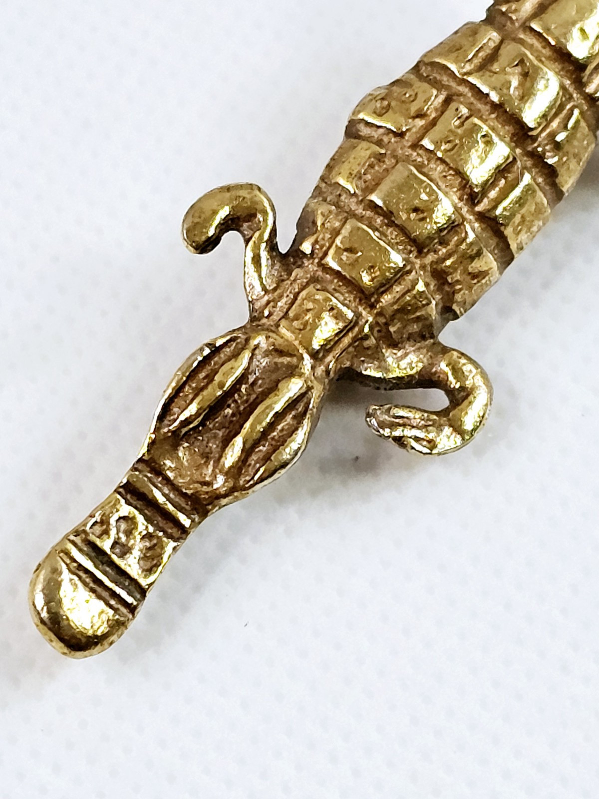 Alva Studios Crocodile Alligator Gold Tone Brooch Pin Vtg Signed 2 3/8″
