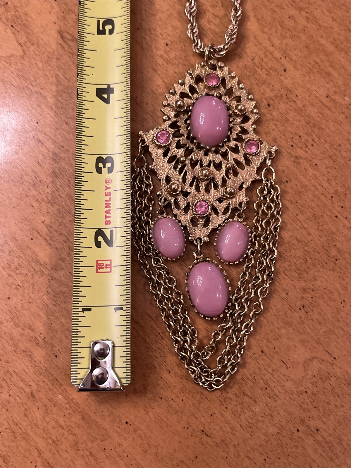 Vintage Pink Gripoix Glass Cabochon Dangle Drop Ornate Pendant Necklace Gold