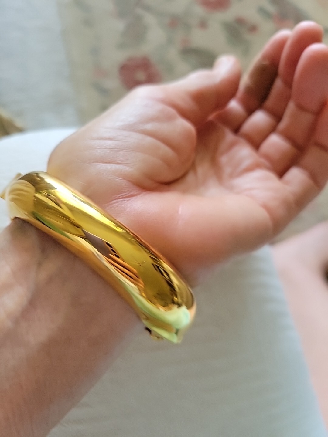 Vintage AS Hallmark Gold Plate Mixed Alloys Hinged High Polished Modern Bangle