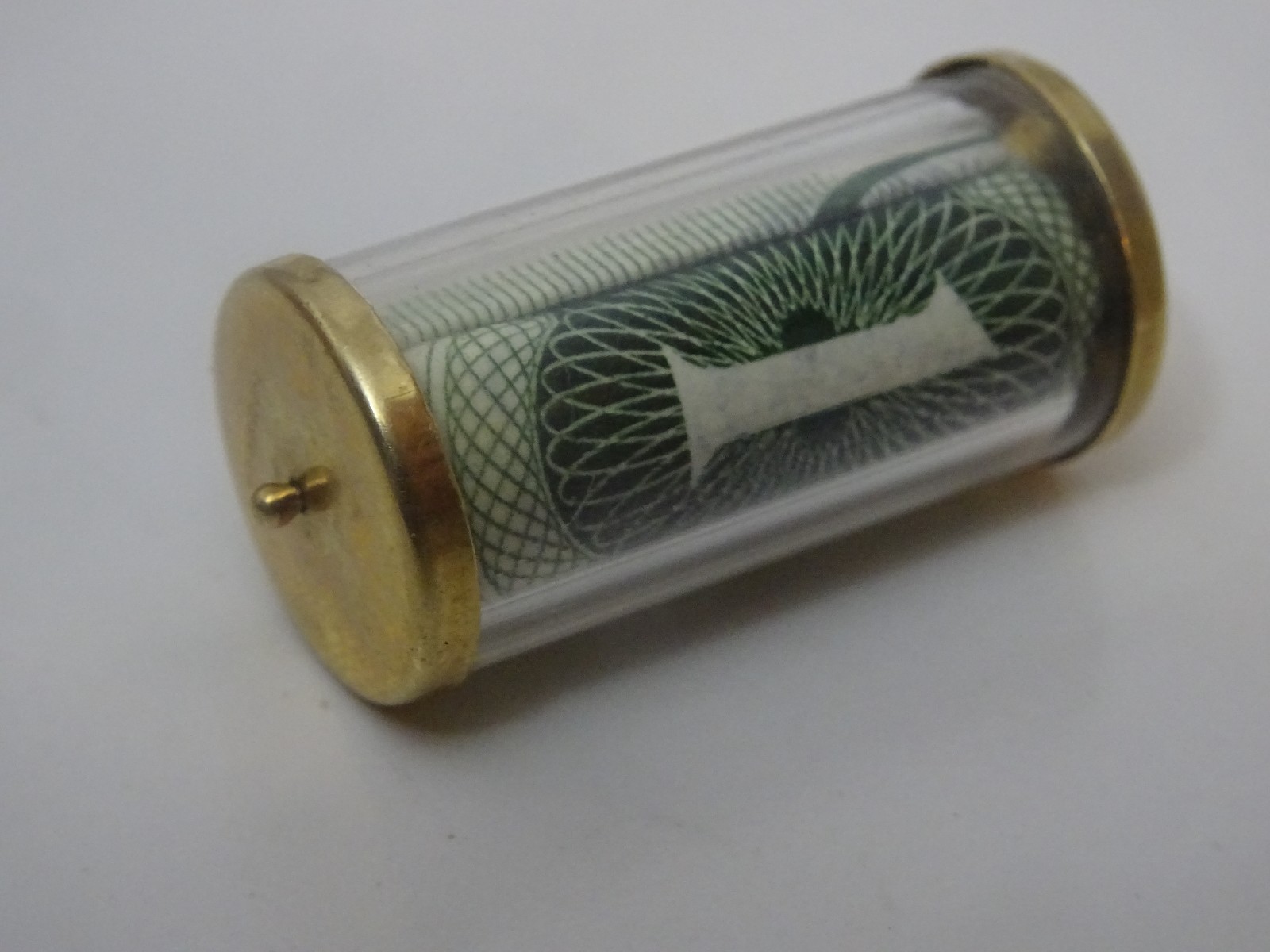 Vintage Rare 9 karat gold 1 Shilling Emergency Note Charm