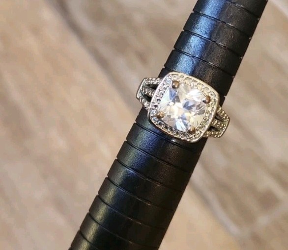 Vintage Cushion Cut Halo Silver Tone Engagement Ring Everyday Ring, Size 8