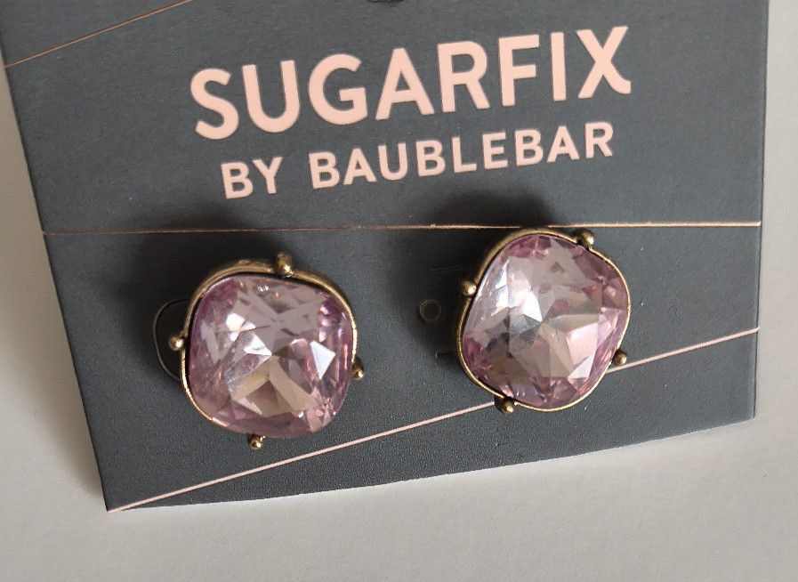 SUGARFIX BY BAUBLEBAR Earrings SOFT PINK CUT STONE Gold Tone Setting NWT