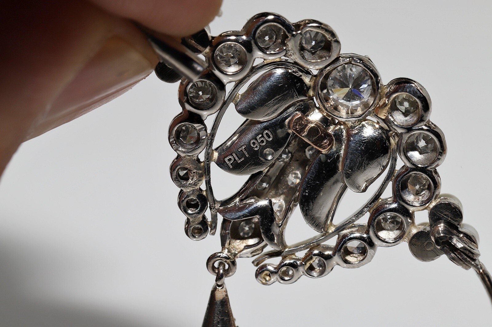 Antique Circa 1920s Platinum Art Deco Natural Diamond Decorated Brooch