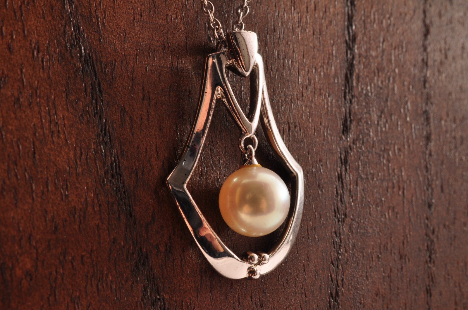 Near mint Japan brand “MIKIMOTO” Akoya pearl necklace 925 silver (total 16.0ct)