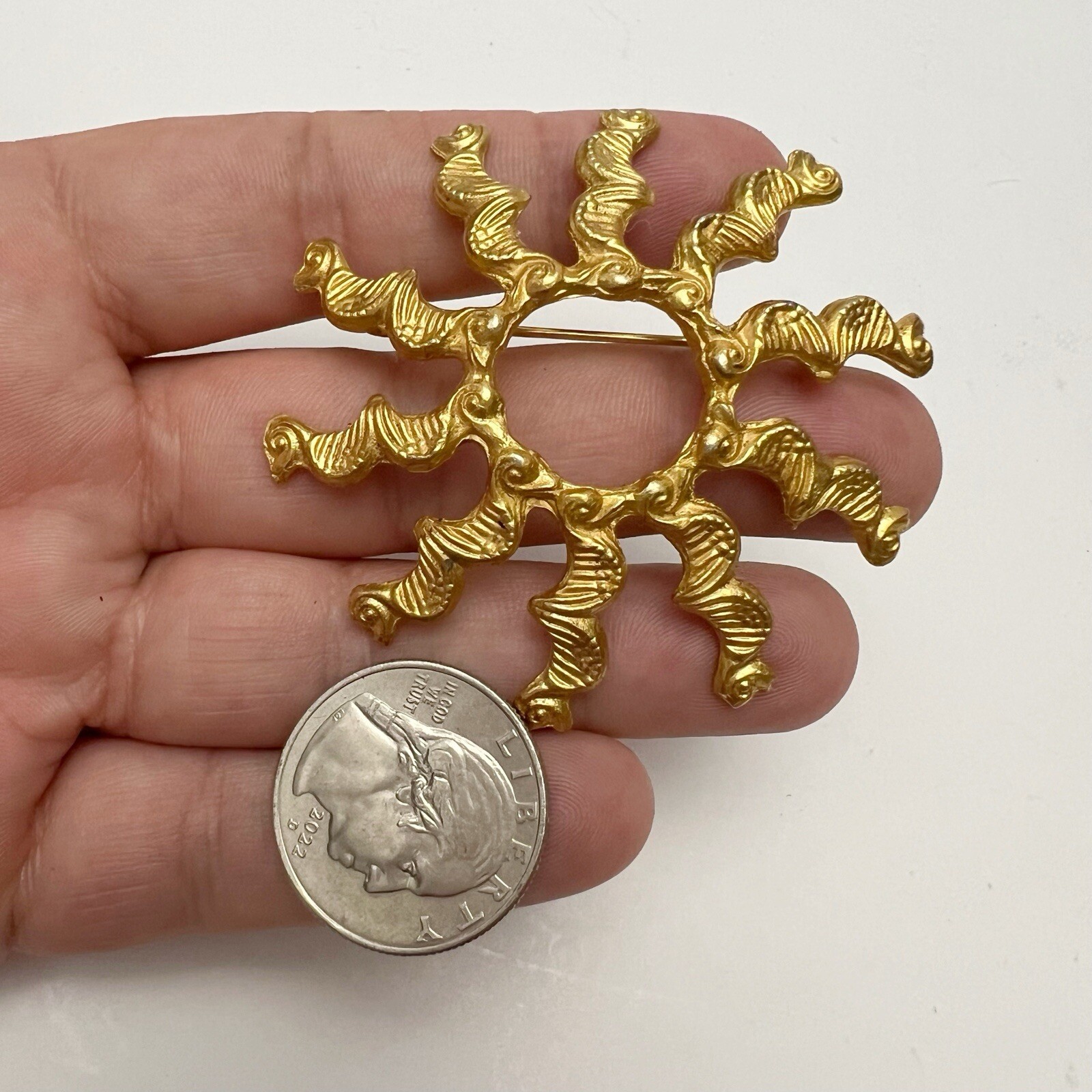 Vintage Alva Museum Replica Matte Golden Etruscan Seahorse Duck Spiral Brooch