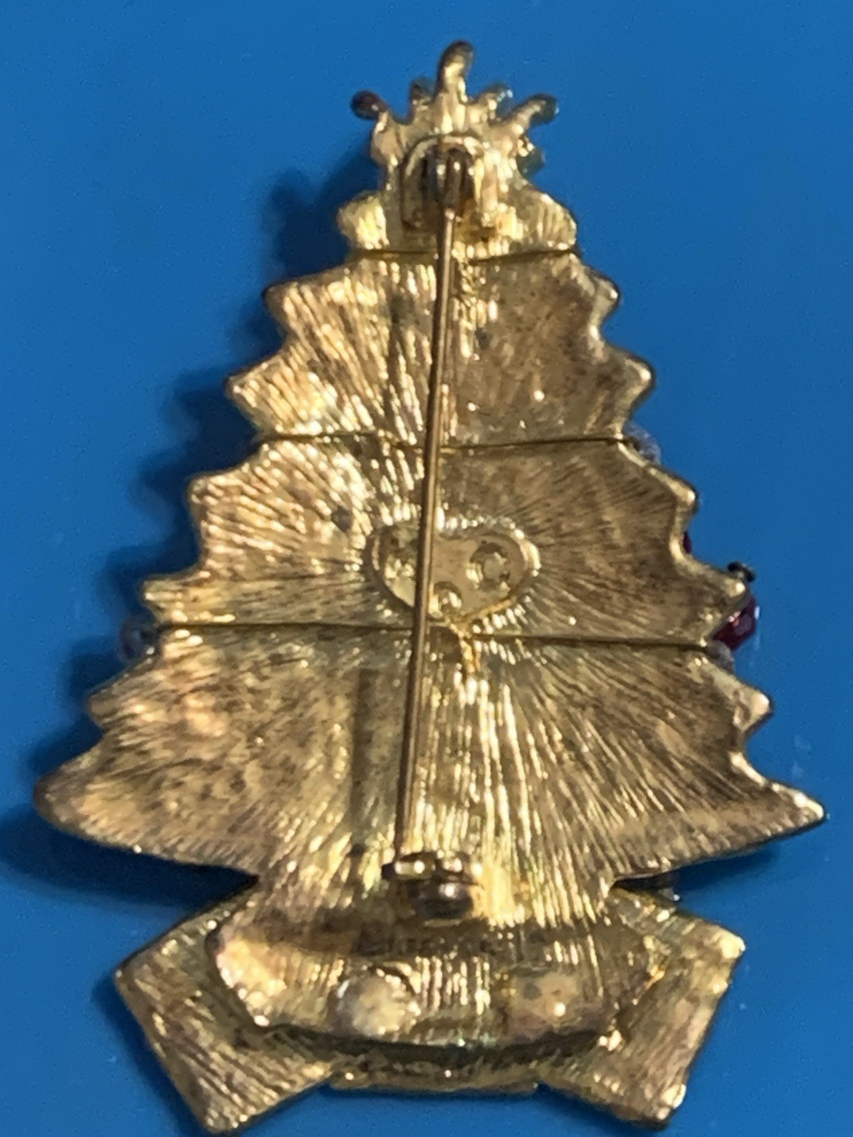 Vintage Collectible KC Marked Christmas Tree Pin Brooch Dangle Beads Presents