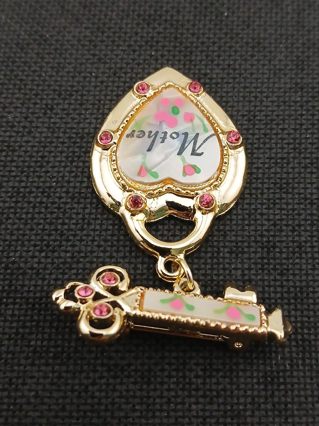 VINTAGE M.O.P. pink stones hand painted flowers Key dangle heart mother BROOCH