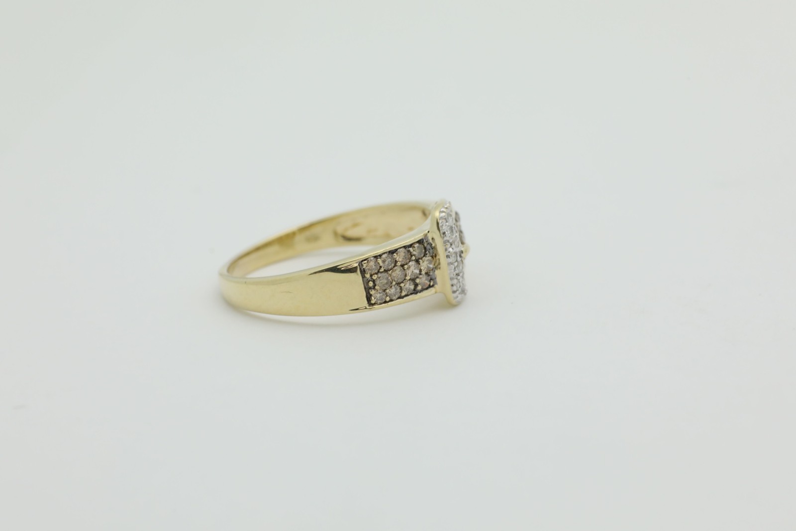 Vintage 1990’s 10K Yellow Gold Belt Ring w/ Champagne & White Diamonds-Size 9.0