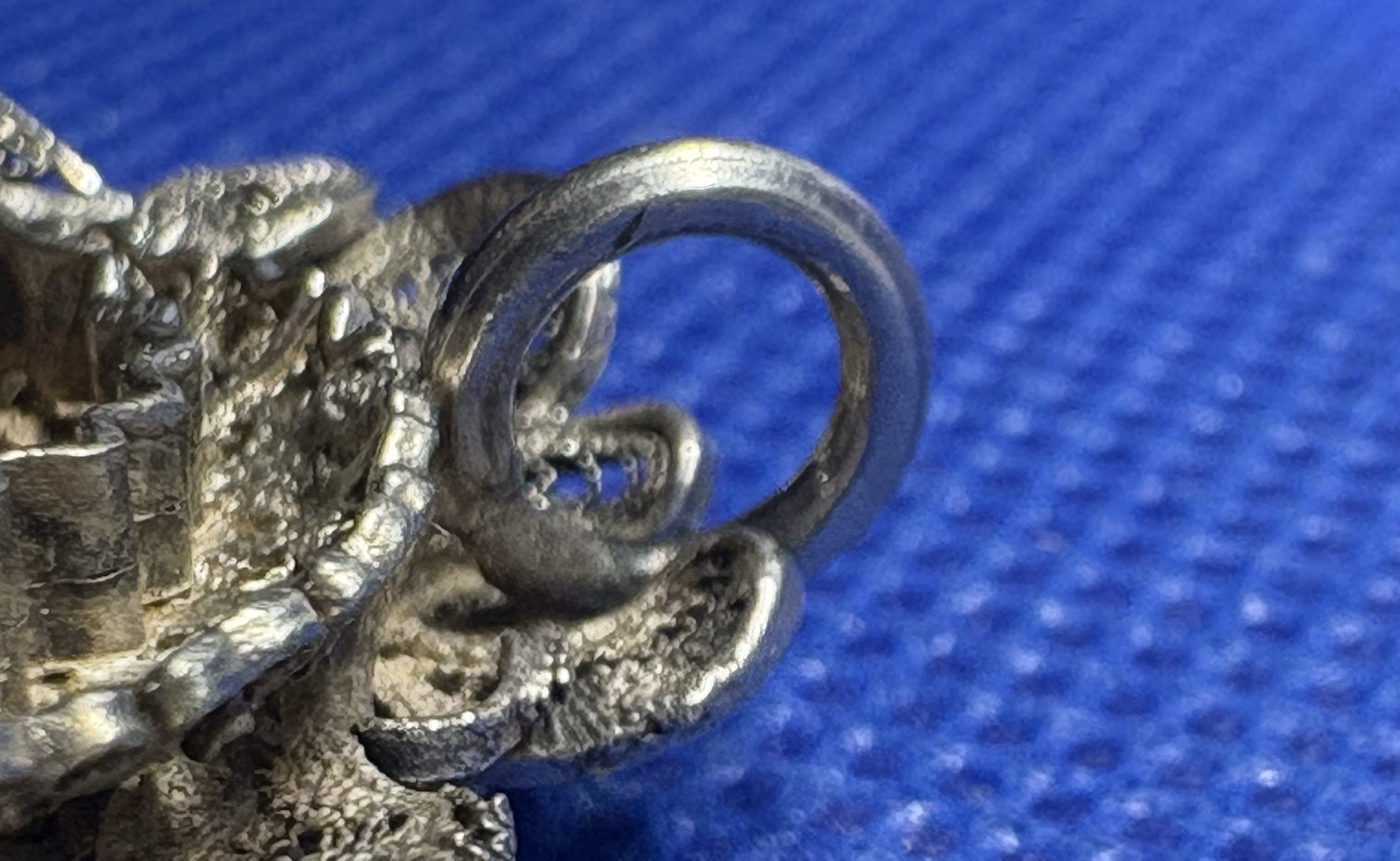 1900s Filigree Antique 1.4“x1.32“ or 39×29 mm 925 Sterling Silver Pendant 6.2g