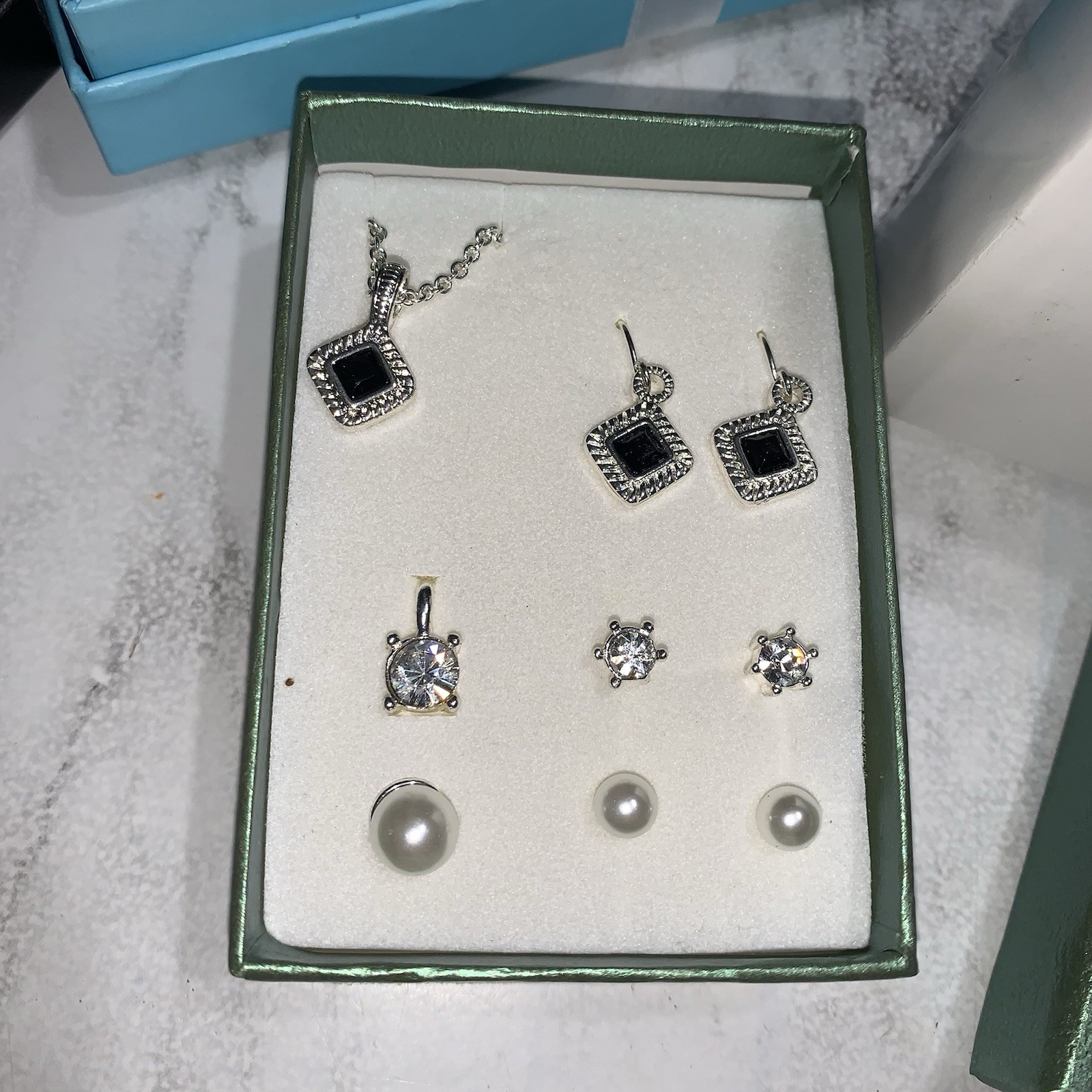 Avon Jewelry Lot Of 5 Pcs Vintage Ring Bracelet Watch Earrings