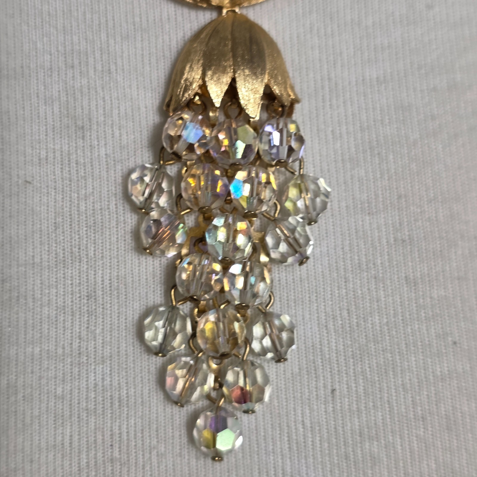 Vintage Gold-Tone Cascading Grape Cluster Necklace Clear Crystal Rhinestones