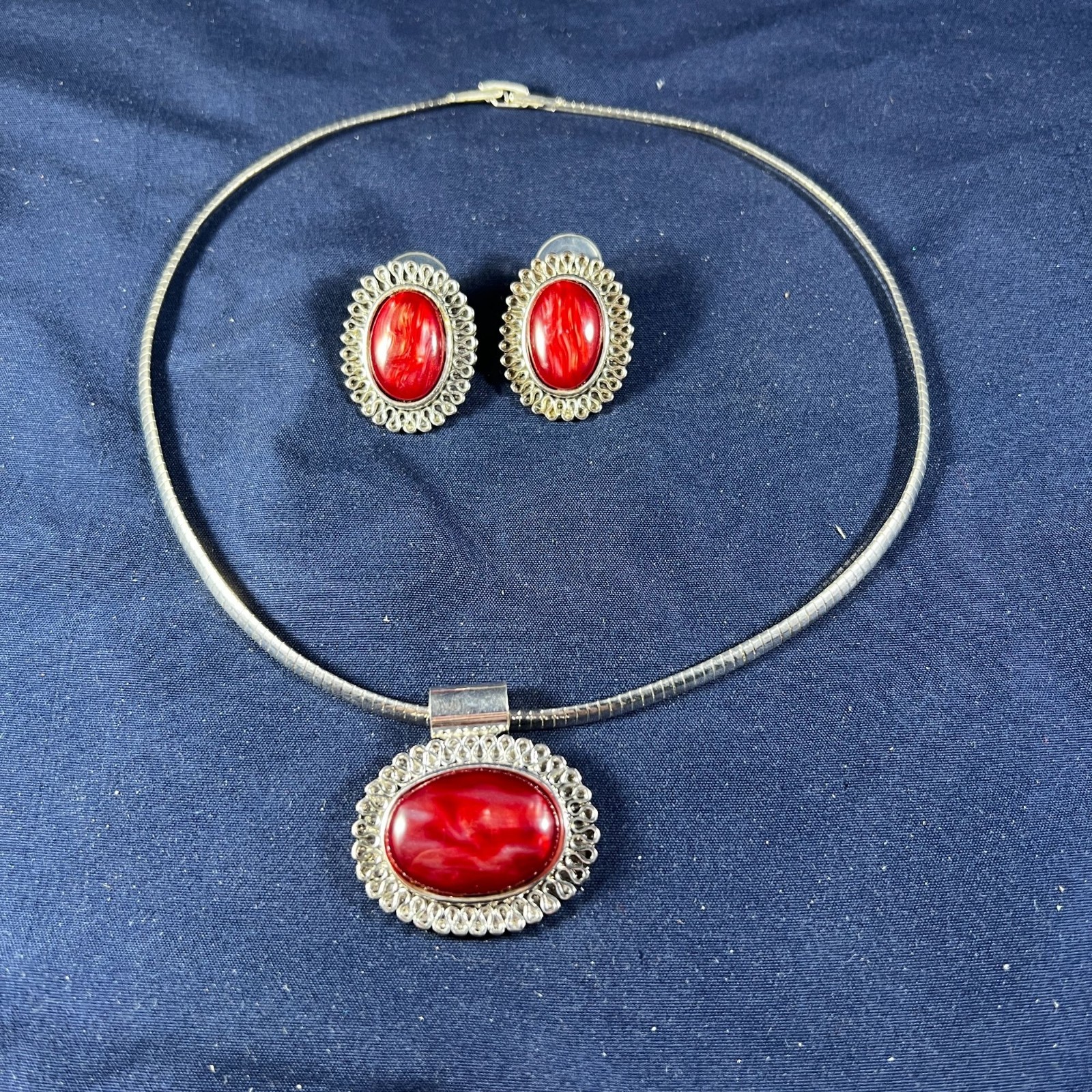 Vintage Silver Tone Necklace & Clip-On Earrings Set With Red Marbled Cabochon Ac