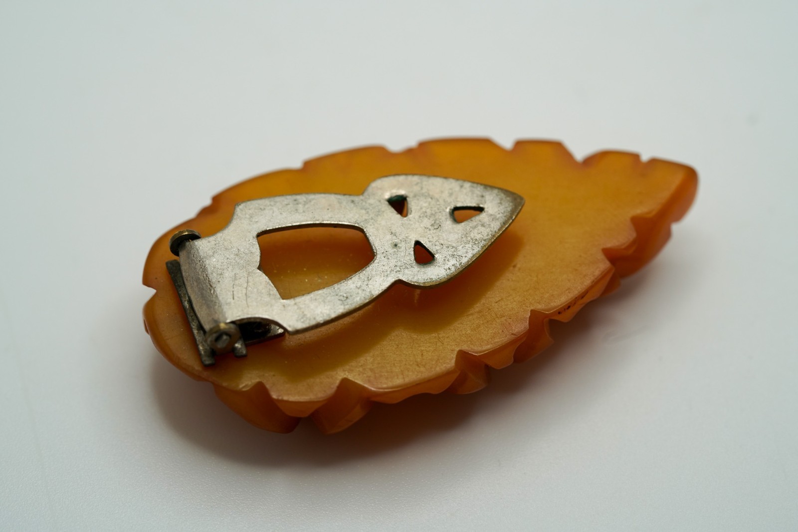 Vintage Carved Flower Bakelite Sweater / Dress Clip 5.3cm JB45