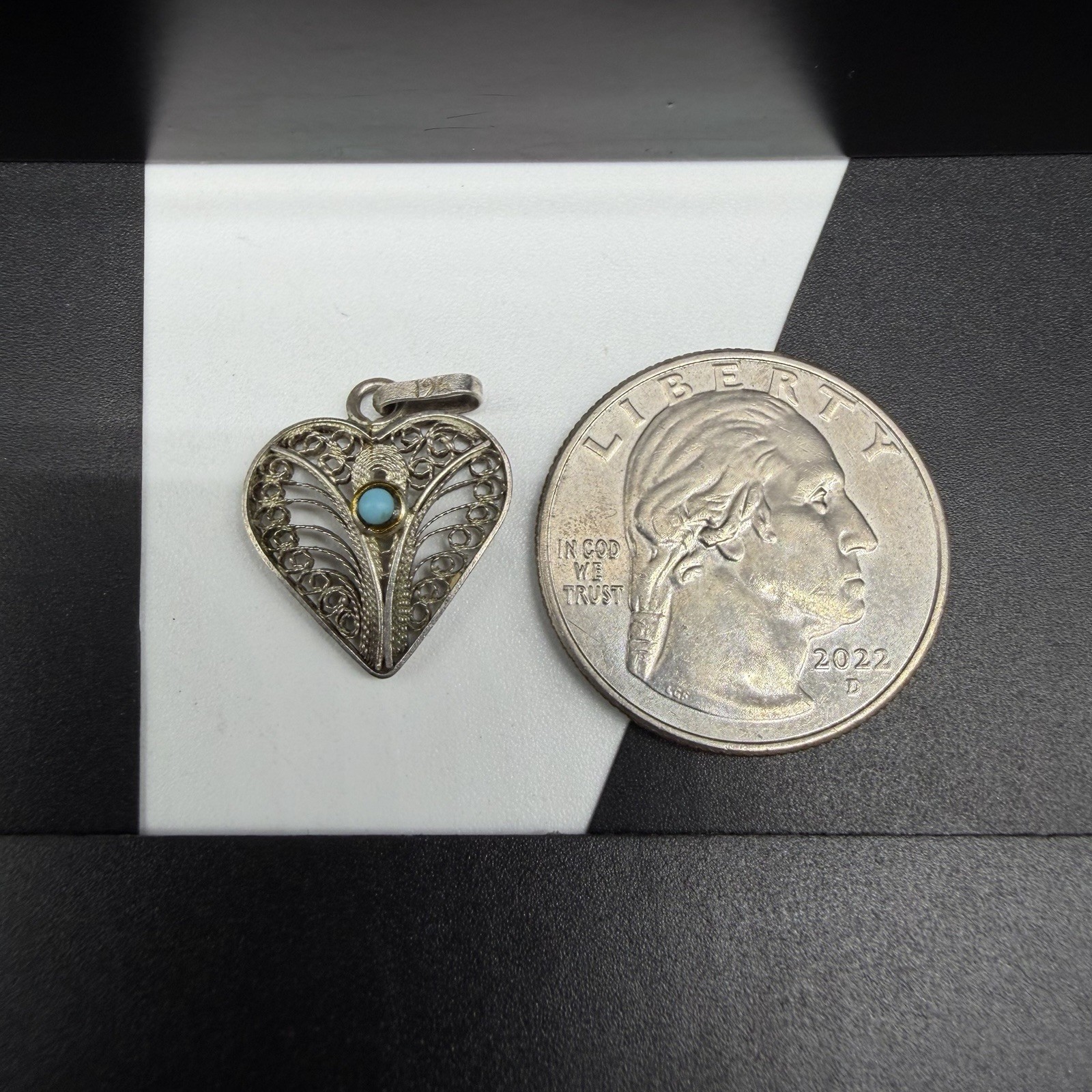 Sterling Silver 925 Vintage Filigree Turquoise Stone Heart 17.5mm Pendant 1.1g