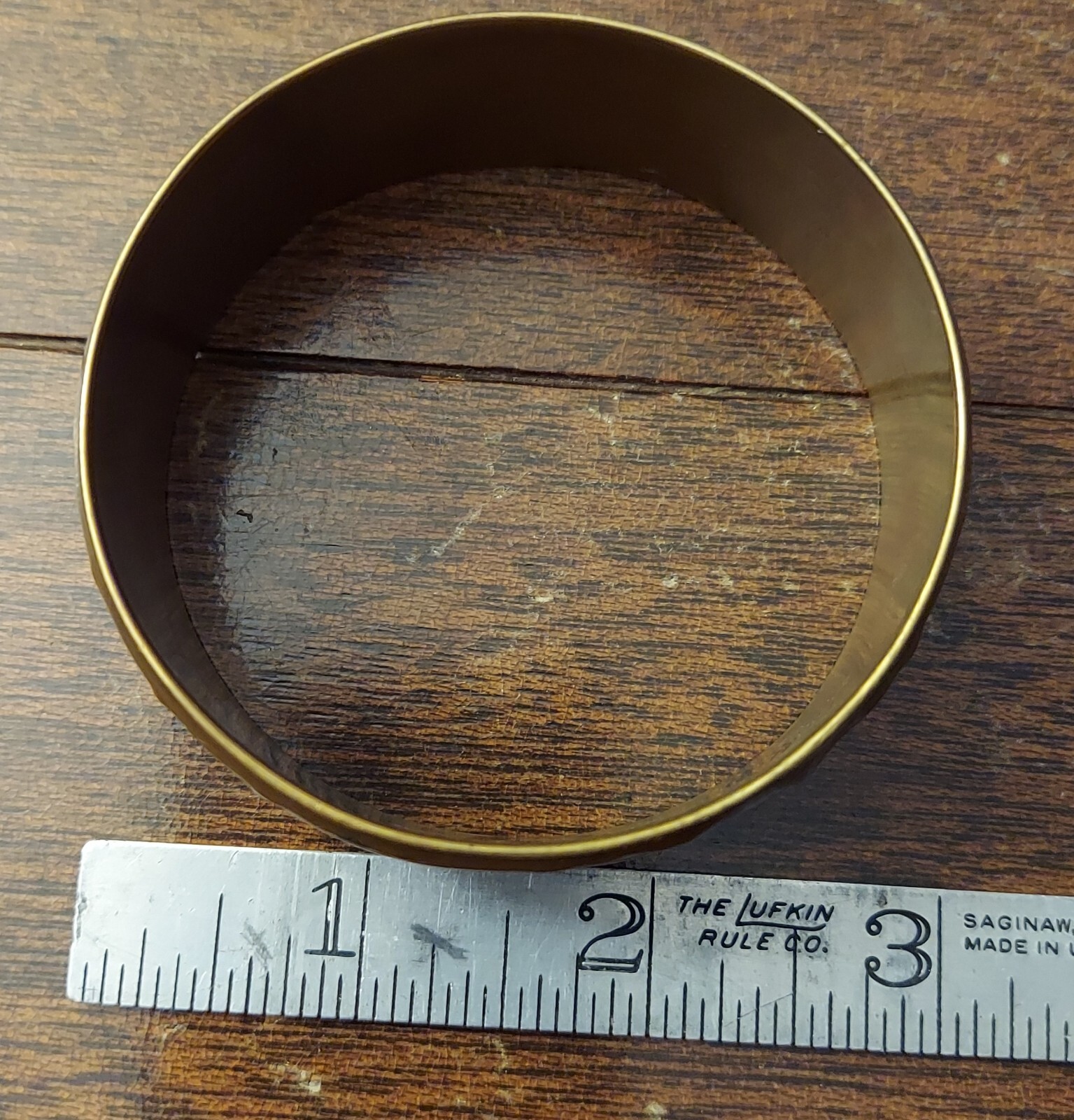 Brass and Shell Bangle Bracelet Jewelry