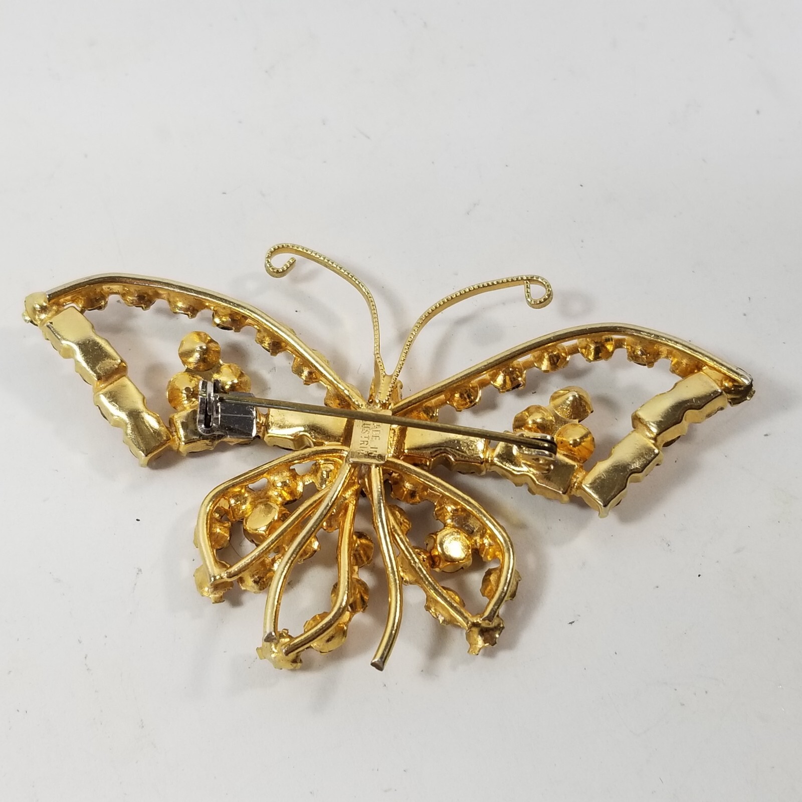 Stunning Brown/Amber Tone Austrian Brooch Flutter Wings Gold Tone Large
