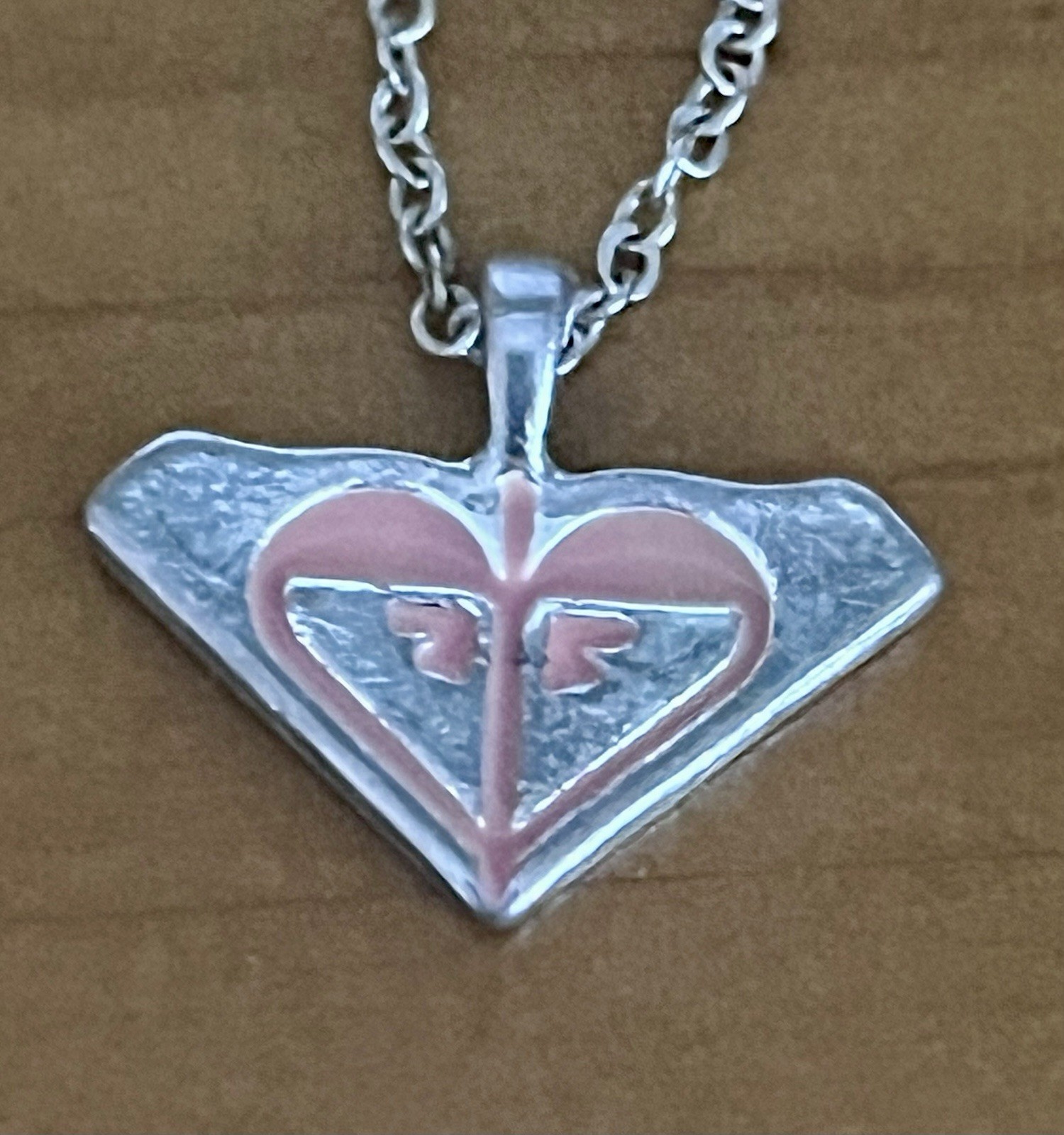 Vintage Roxy Surf Heart Pendant Necklace Preowned