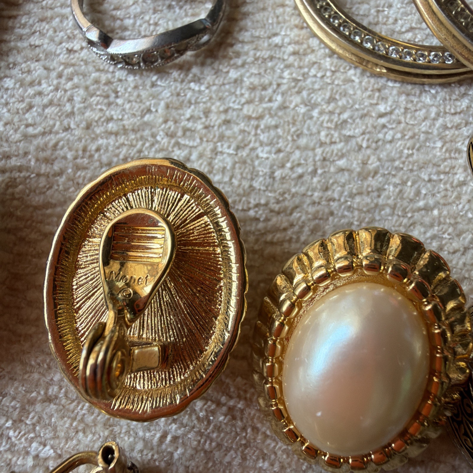 Mixed Jewelry lot of 26 Vintage and modern Estate Sale Find