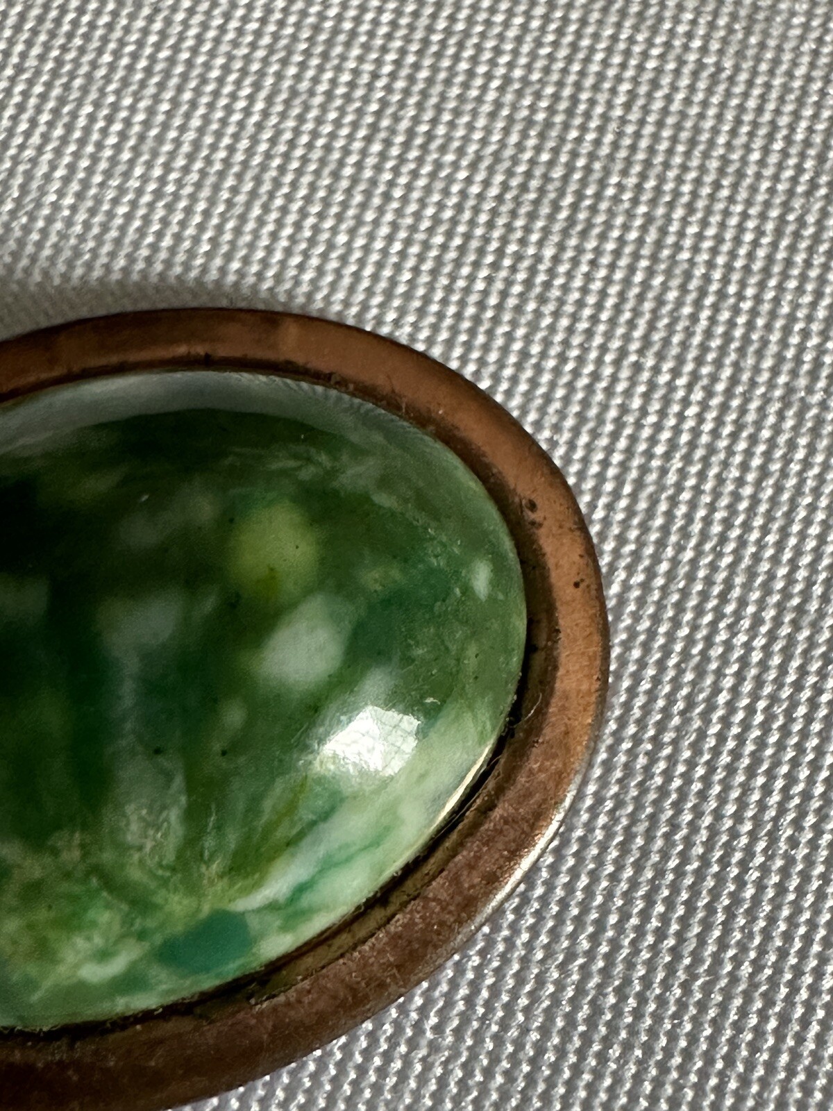 Vintage Green White Stone Cabochon Pendant Copper Tone Metal Oval Shape B11
