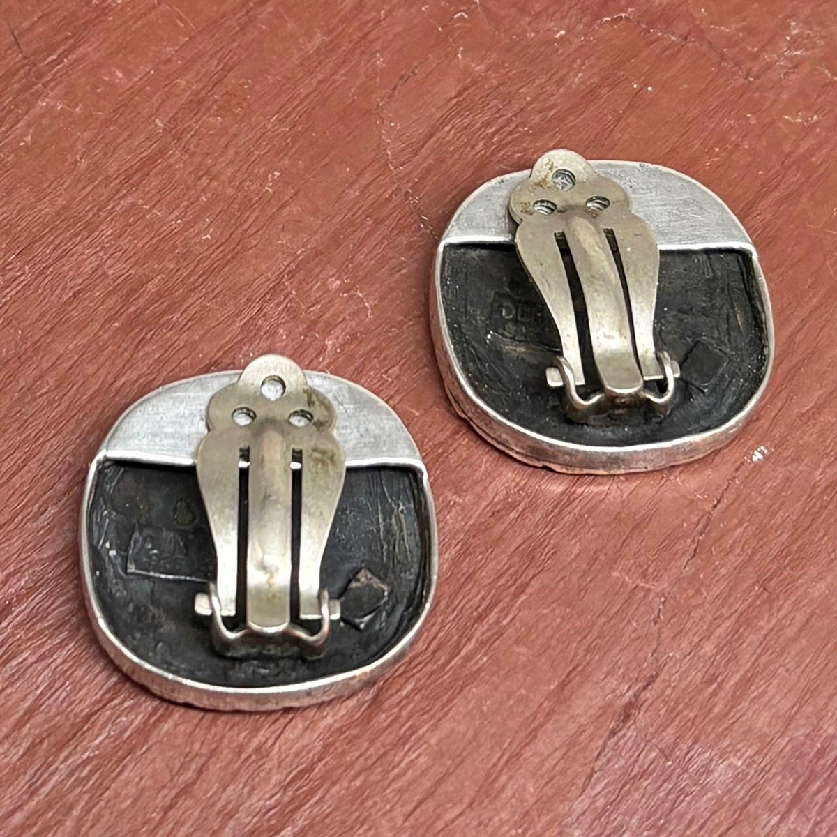 FAB Vtg Signed DIAN MALOUF MODERNIST FACE Mask Clip Earrings Sterling 14K Gold