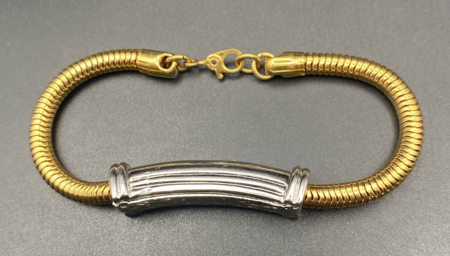 Monet Vtg Snake Chain Bracelet Gold Silver Tone Bar Accent 7.25″ Sister LOOK