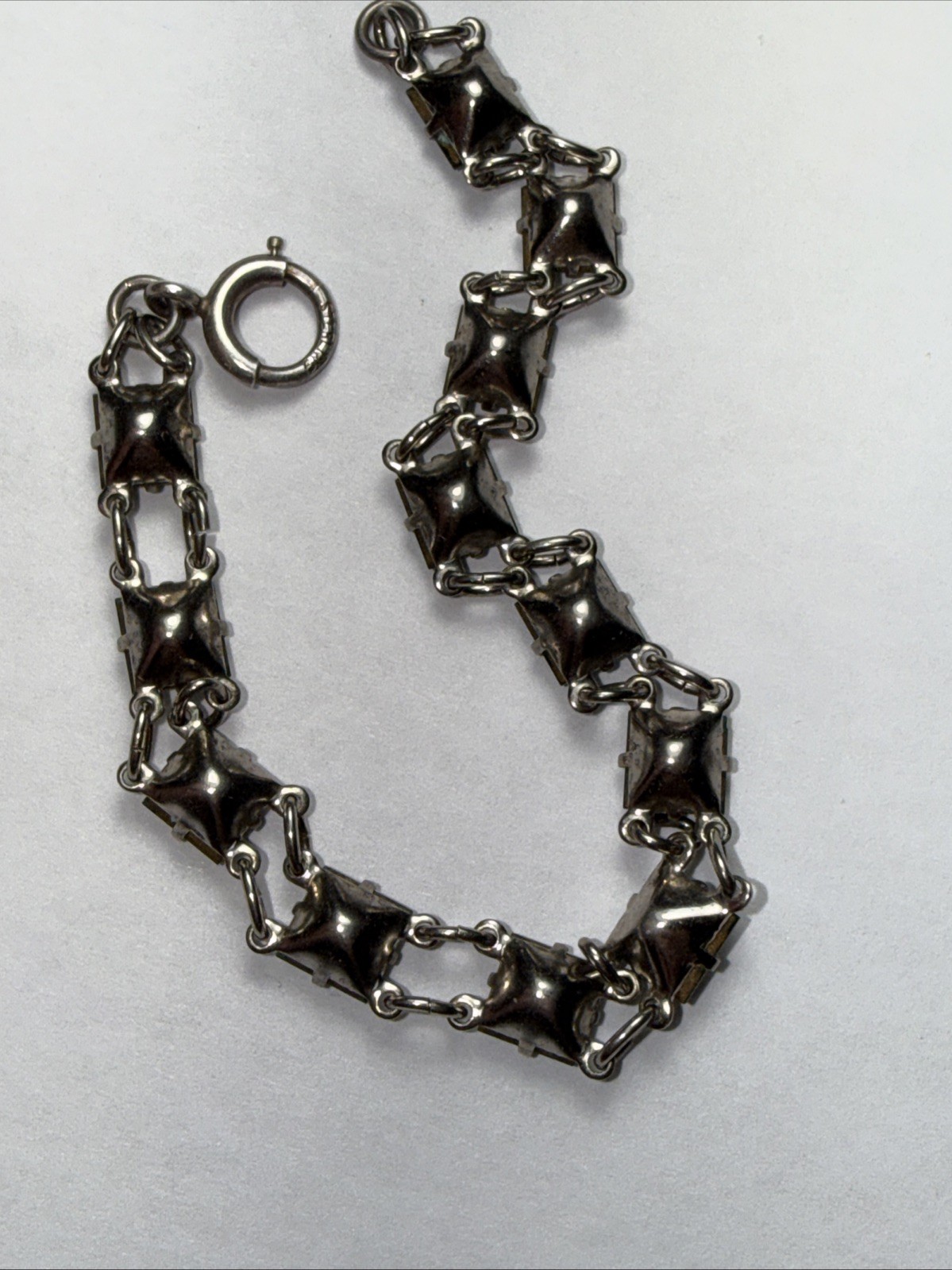 Bracelet Art Deco Paste Gwen Emerald Glass Sterling Silver Square Stone Antique
