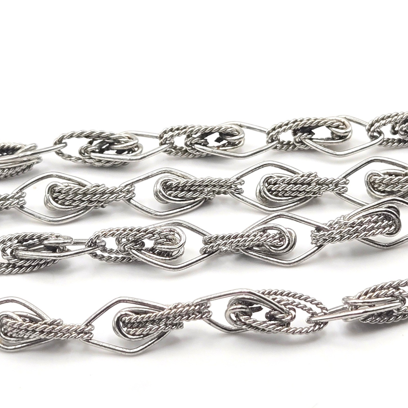 Vintage Silver Tone Necklace Textured Open Link Chain Diamond Rope Detail 18″