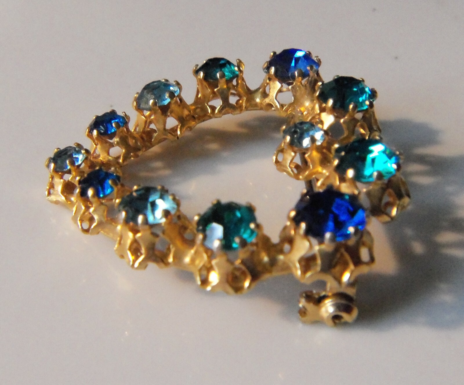 Signed AUSTRIA Light/Dark/Teal Blue Crystal Rhinestone Heart Pin