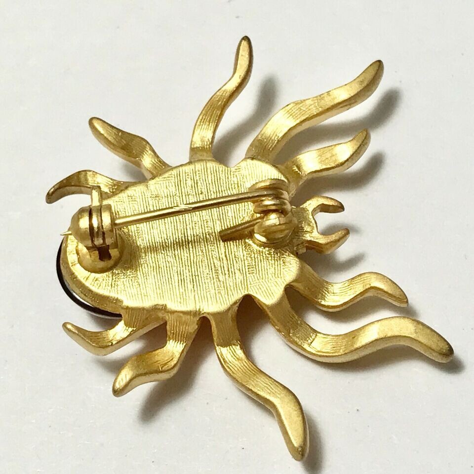 Vintage Honey Amber Spider Pin Brooch Insect Halloween Simulated Gold Plated