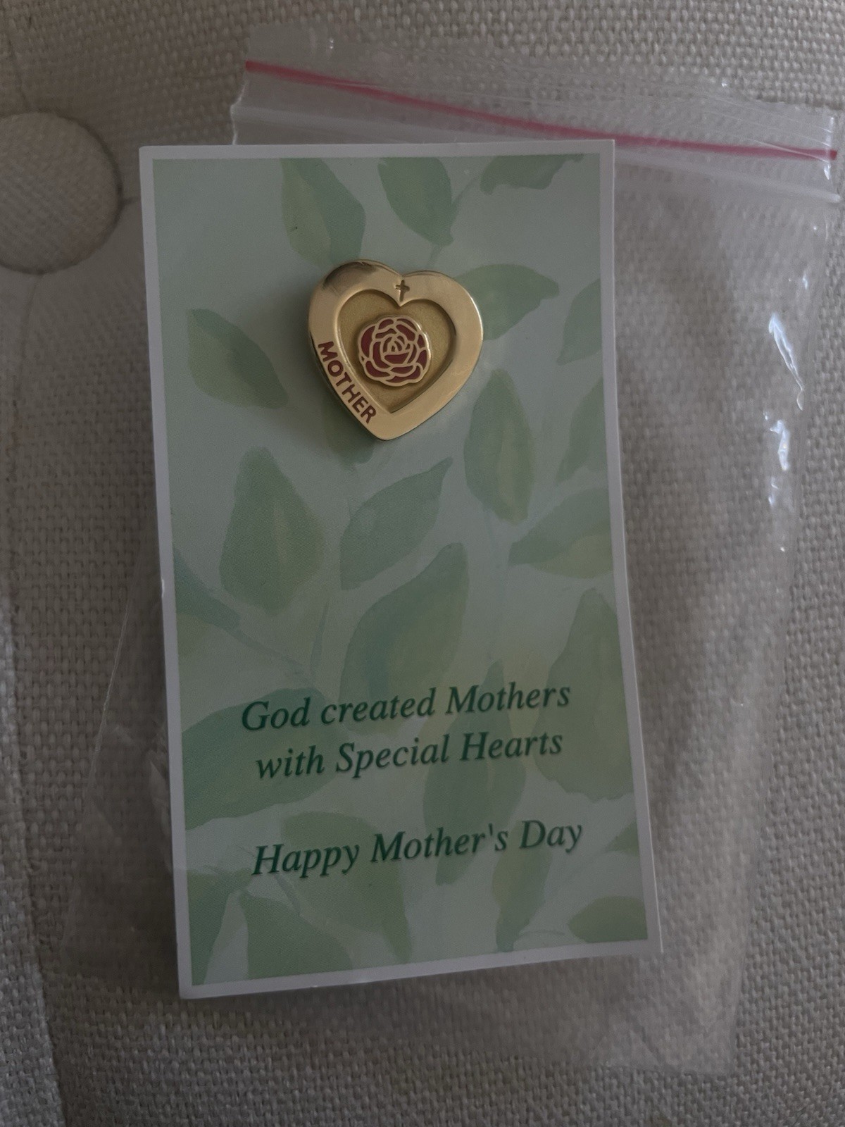 Mother’s Day Valley Casting Pin Brooch God Religious