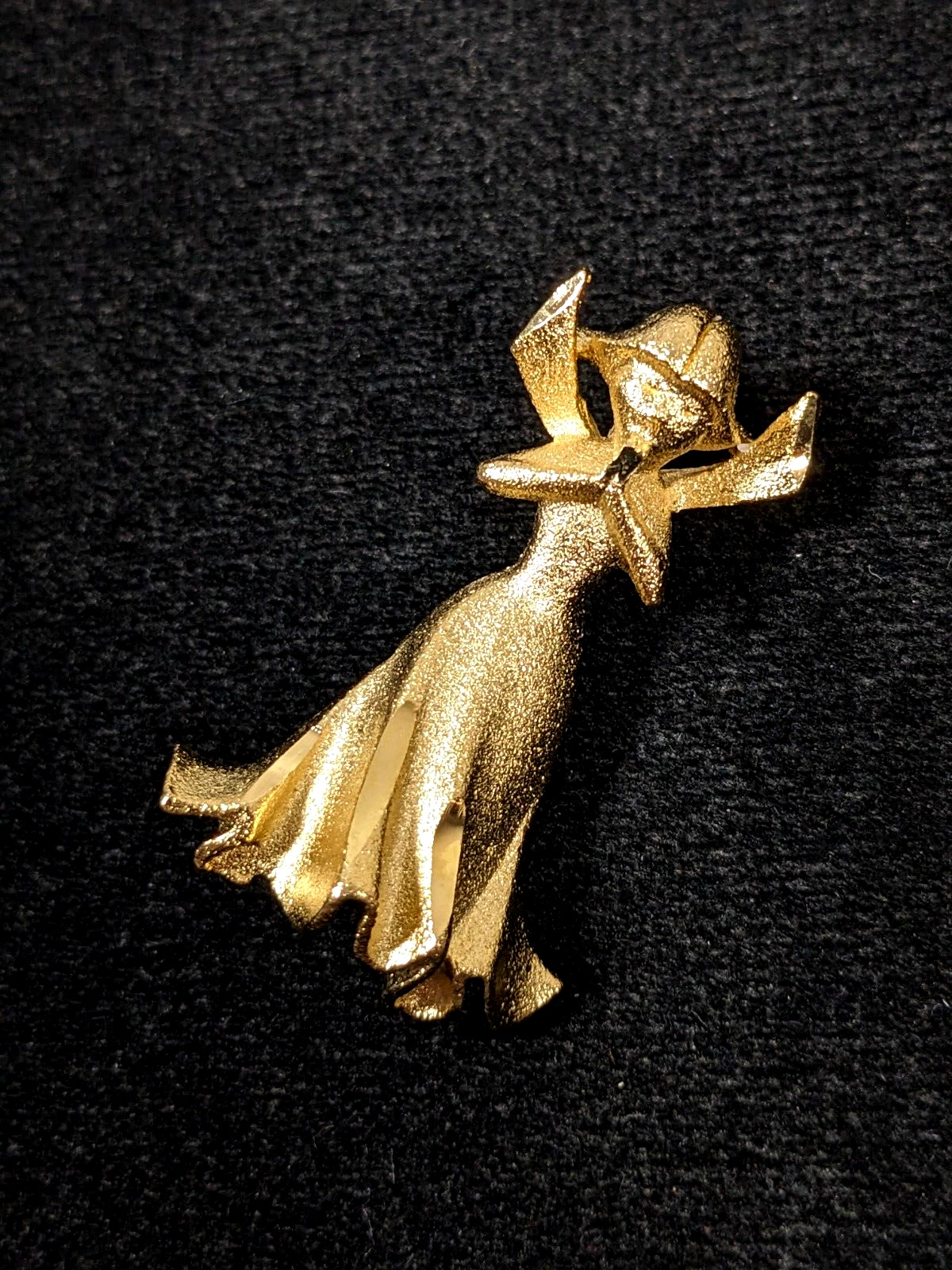 Vintage Praying Angel Pin Gold tone Matte Filigree Brooch Mid Century
