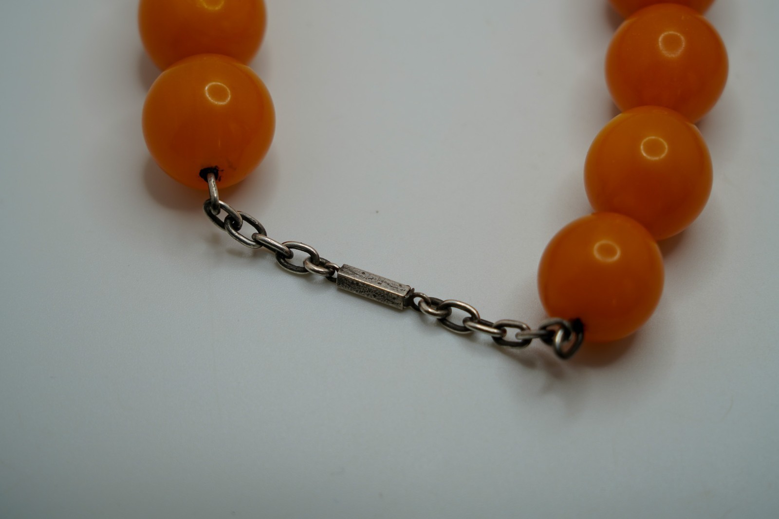 Vintage Long Egg Yolk Butterscotch Amber 45 Bead Necklace 39″ x 20mm 253g