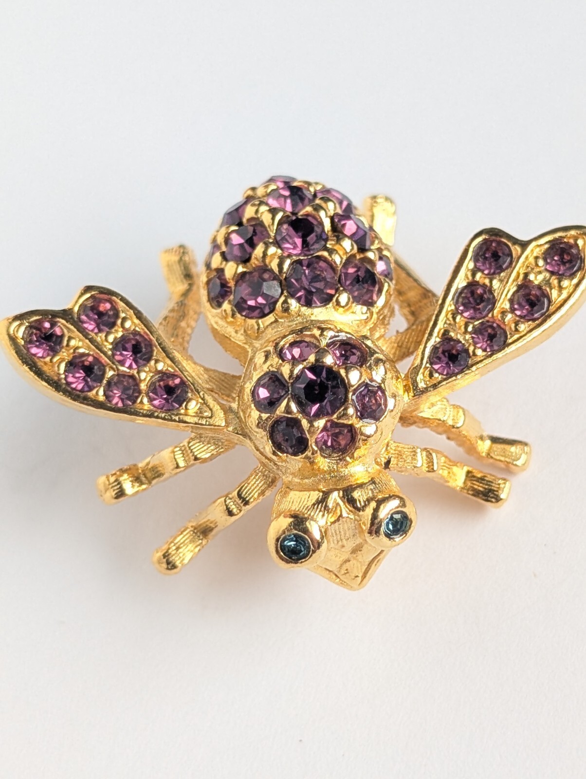 Joan Rivers Gold Tone Purple And Blue Crystal Honeybee Brooch Pin