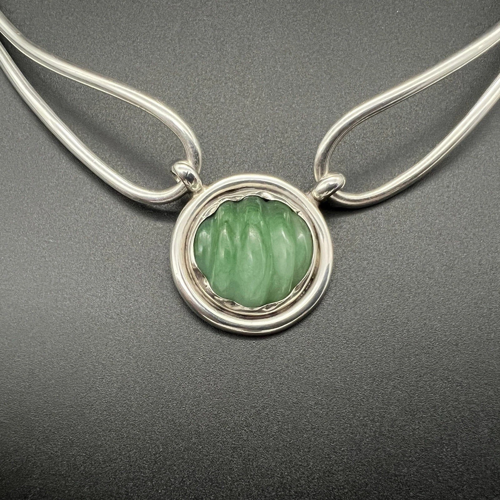Vintage Carved Green Jade Modernist Sterling Silver Choker Collar Necklace 44g