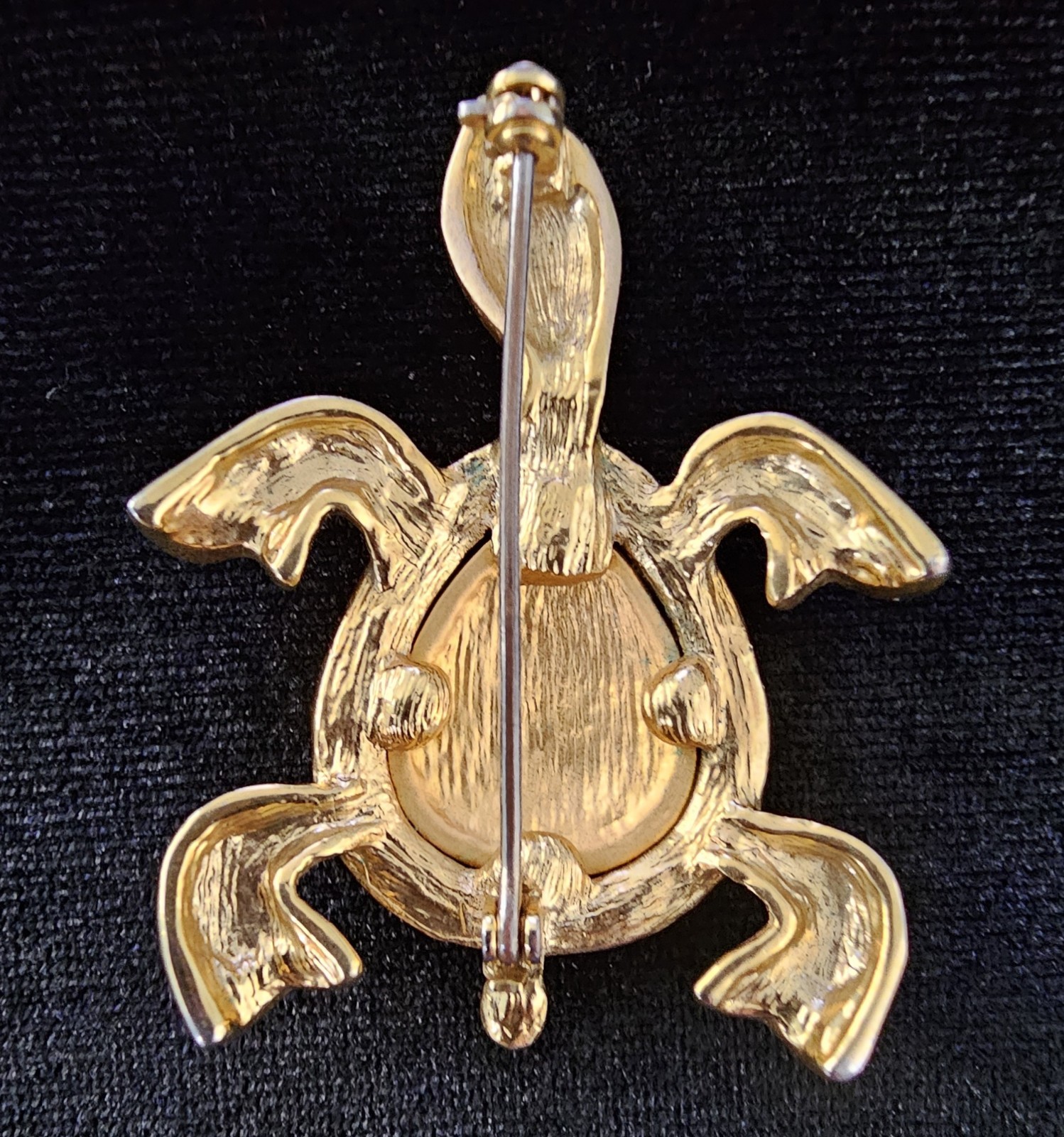 Vtg Lot Gold Tone Nautical Charm Bracelet Sea Turtle & Faux Pearl Crab Brooch