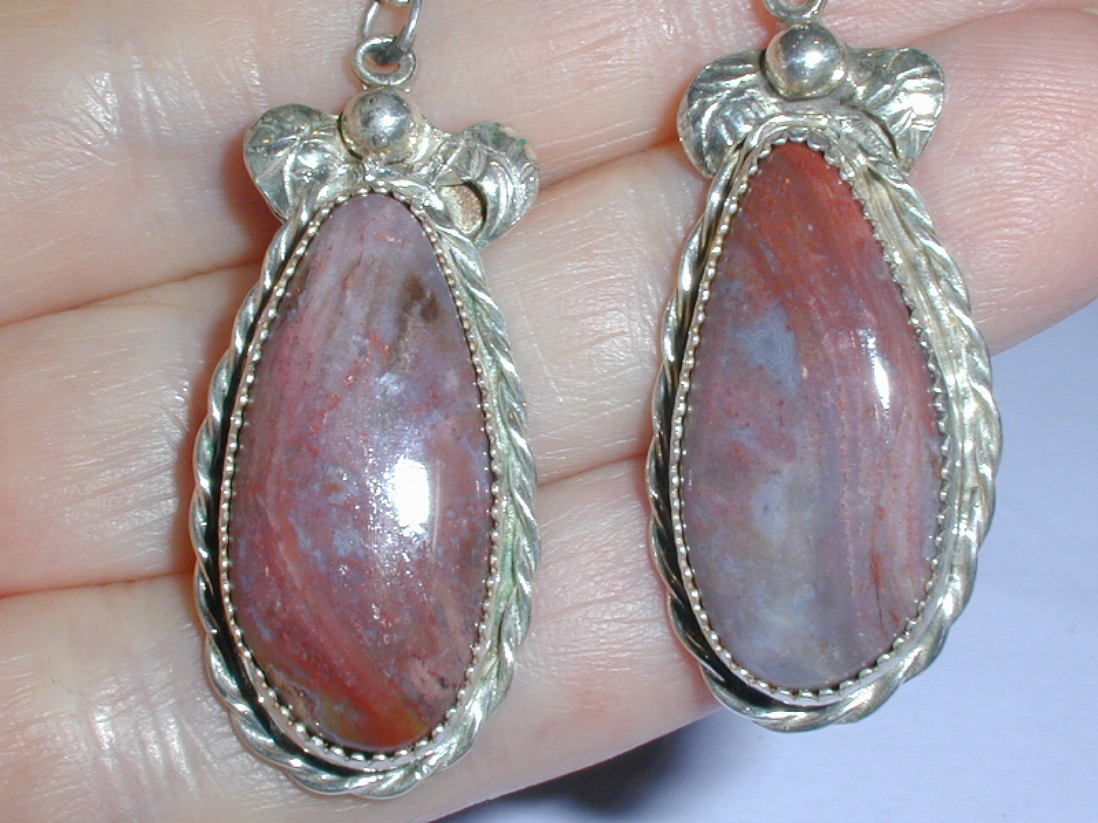 VINTAGE DESIGNER-L & D DESIGN STERING SILVER JASPER & BLACK ONYX DANGLE EARRINGS
