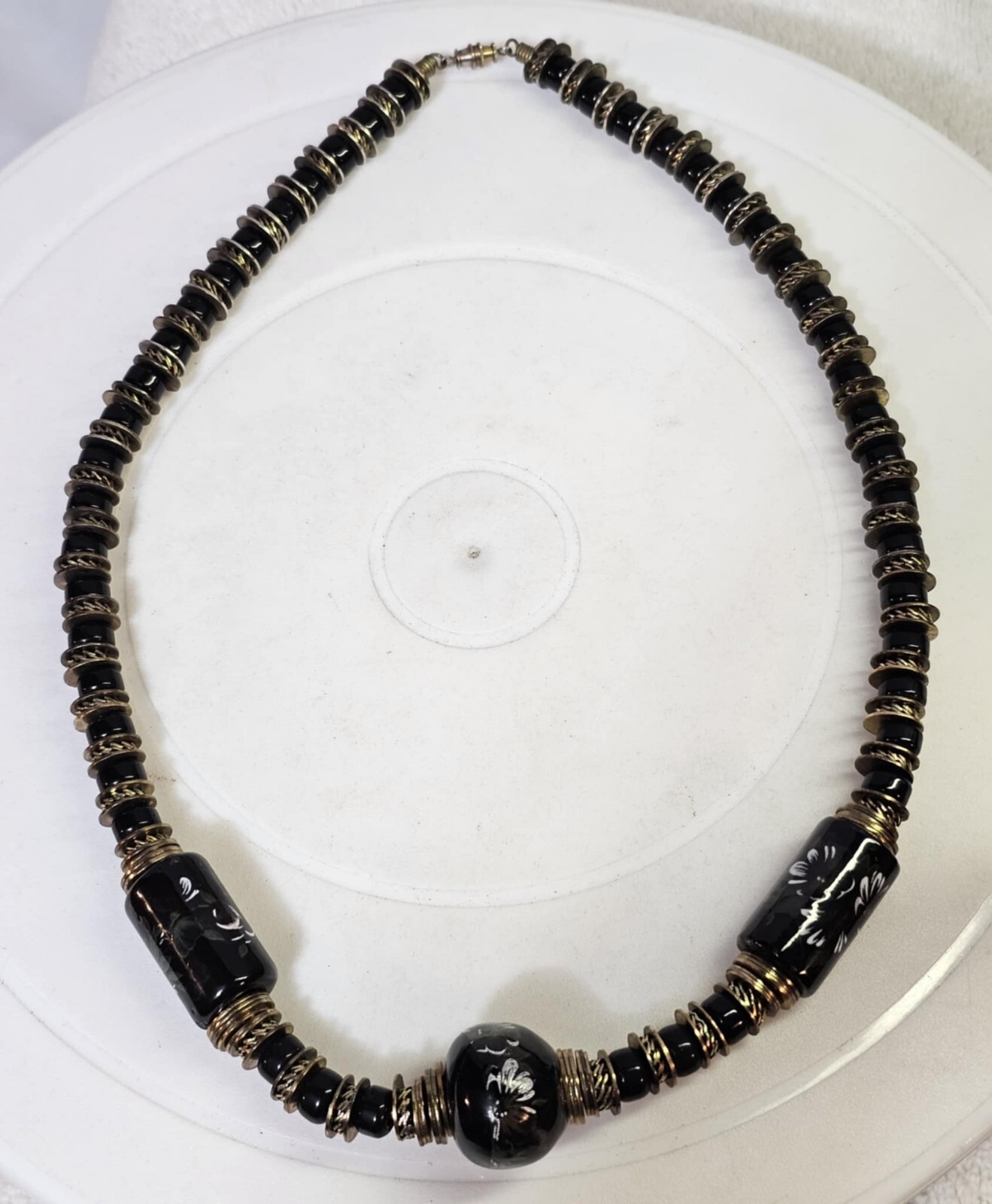 vtg Thick Necklace w/ Metal & Black Glass Beads w flowers 23.5in-Heavy 123g- S88