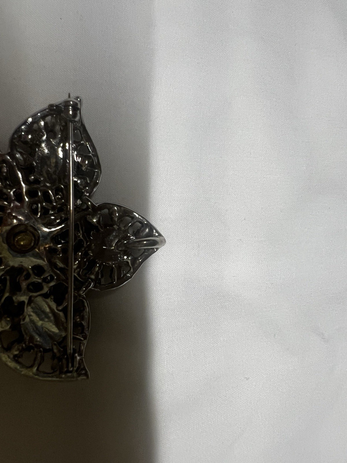 Blue Crystal Flower Brooch Pendant Silver Tone Rhinestone Vintage Style