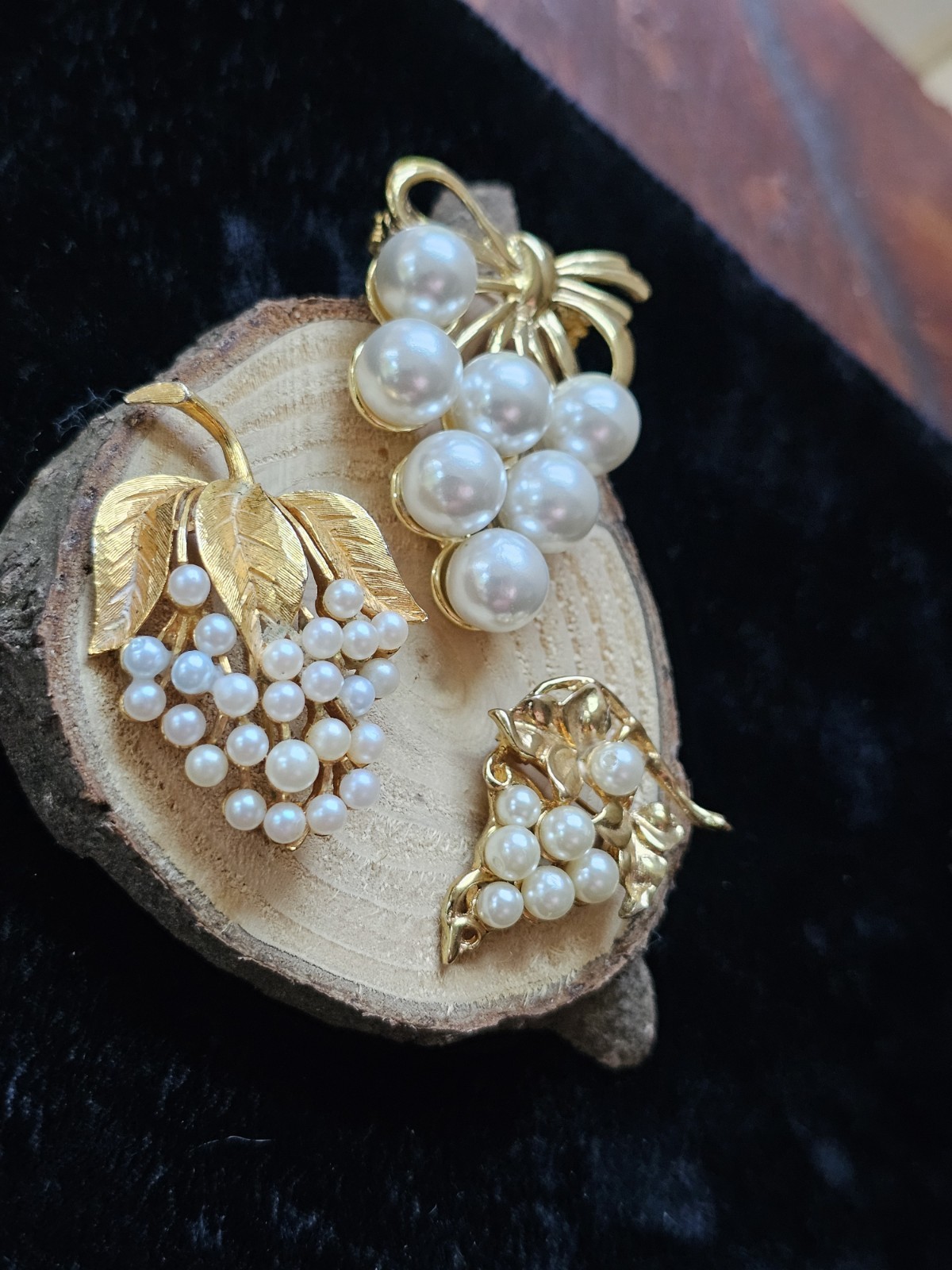 Vtg Lot 3 Brooch Grape Bunch Vine Clusters Imitation Pearl Gold Tone Fruit Pin