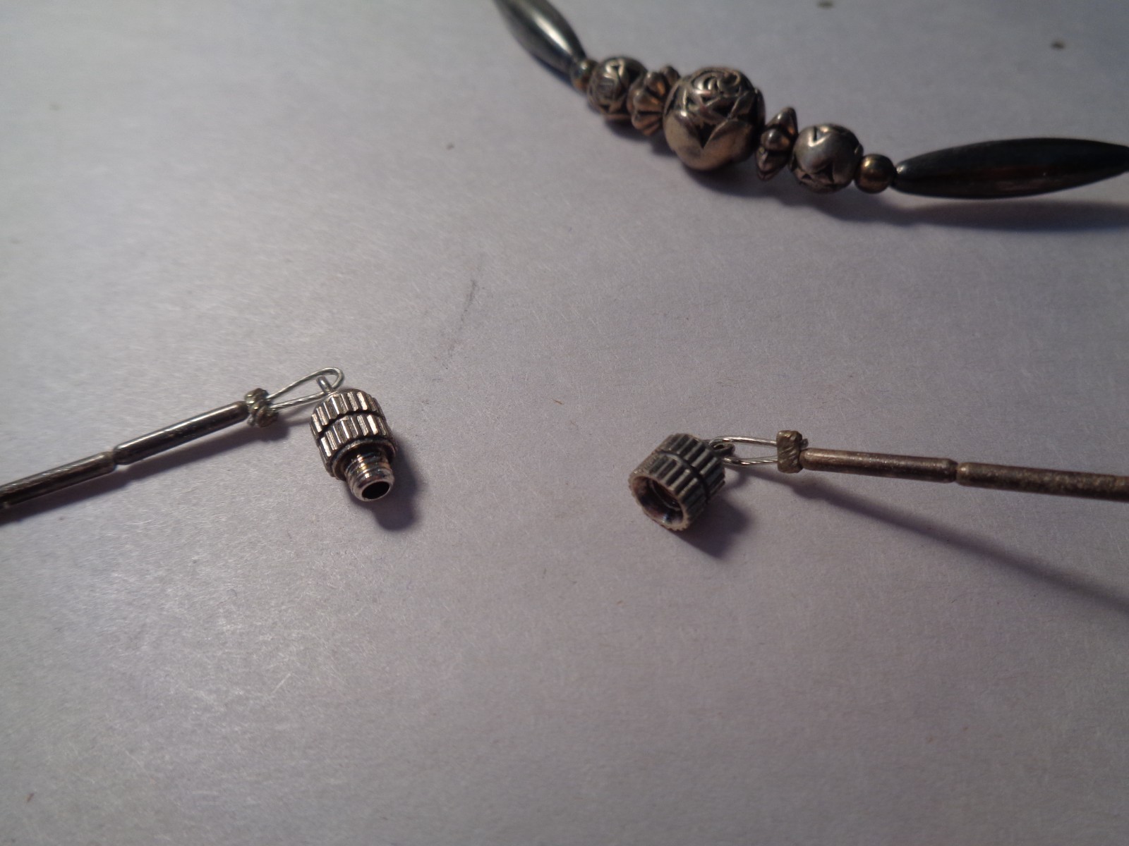 VINTAGE SOUTHWESTERN STYLE SILVER LIKE 28 INCH NECKLACE,BALLS,BARRELS,DISCS.