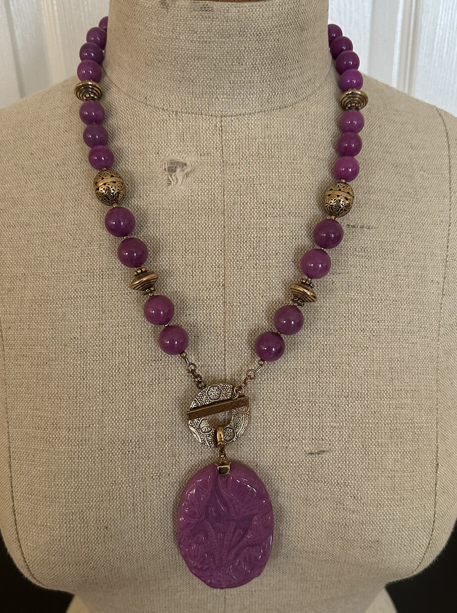 Vintage Amy Kahn Russell Purple Jade Lily Pendant Beaded Necklace