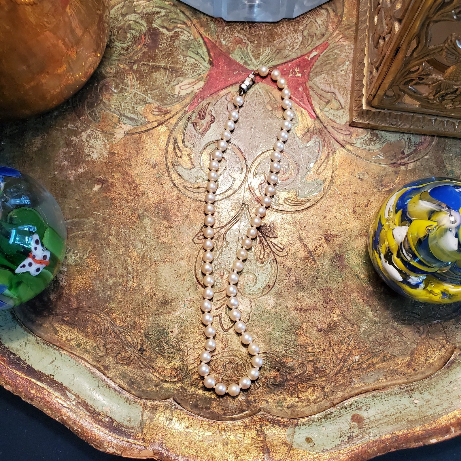 Vintage 15″ Faux Pearl Necklace Hand Knotted Hexagon Screw Clasp