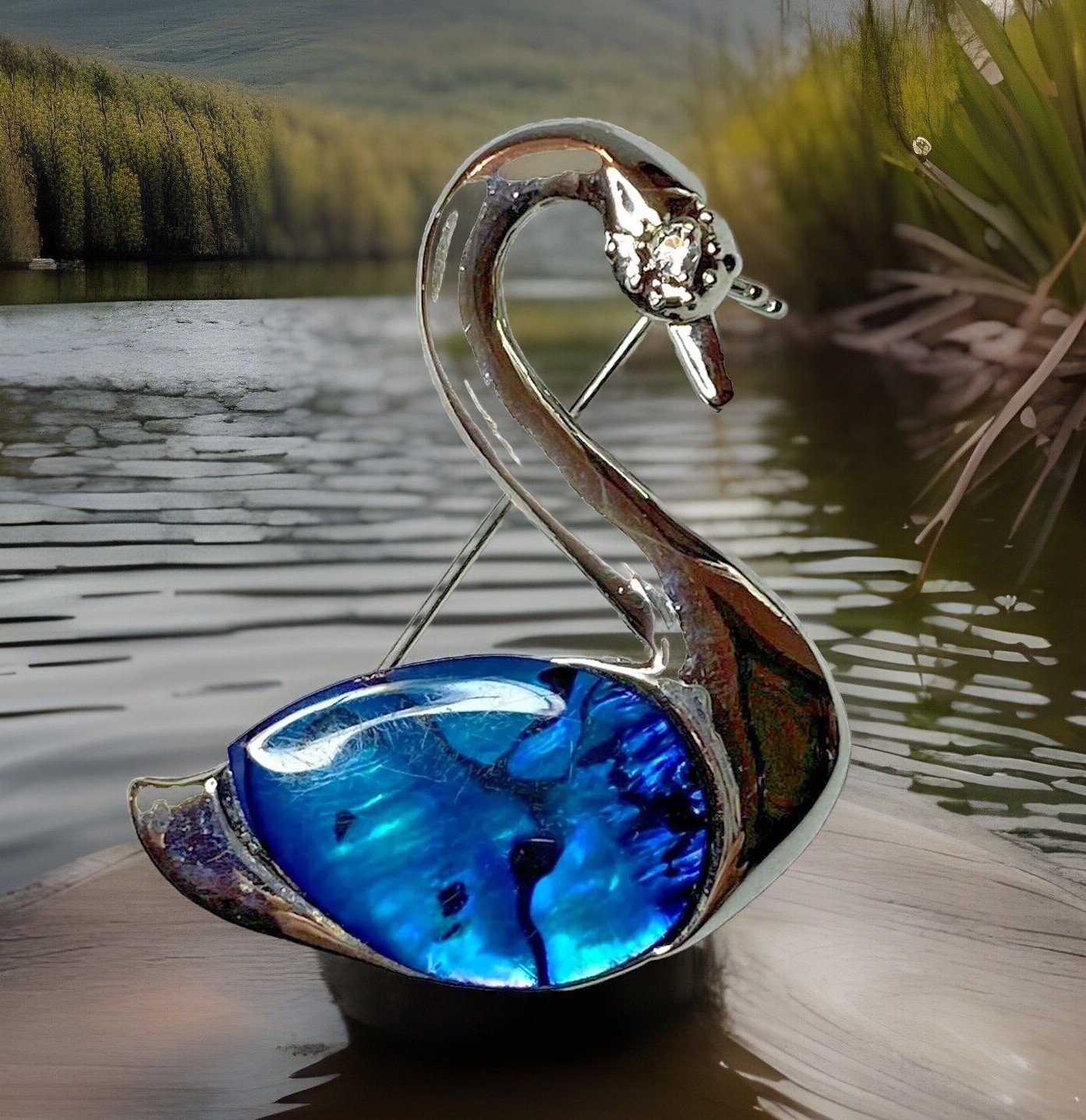 Vintage Abalone Swan Brooch Pin Polished Blue Paua Shell Silver Tone Unmarked