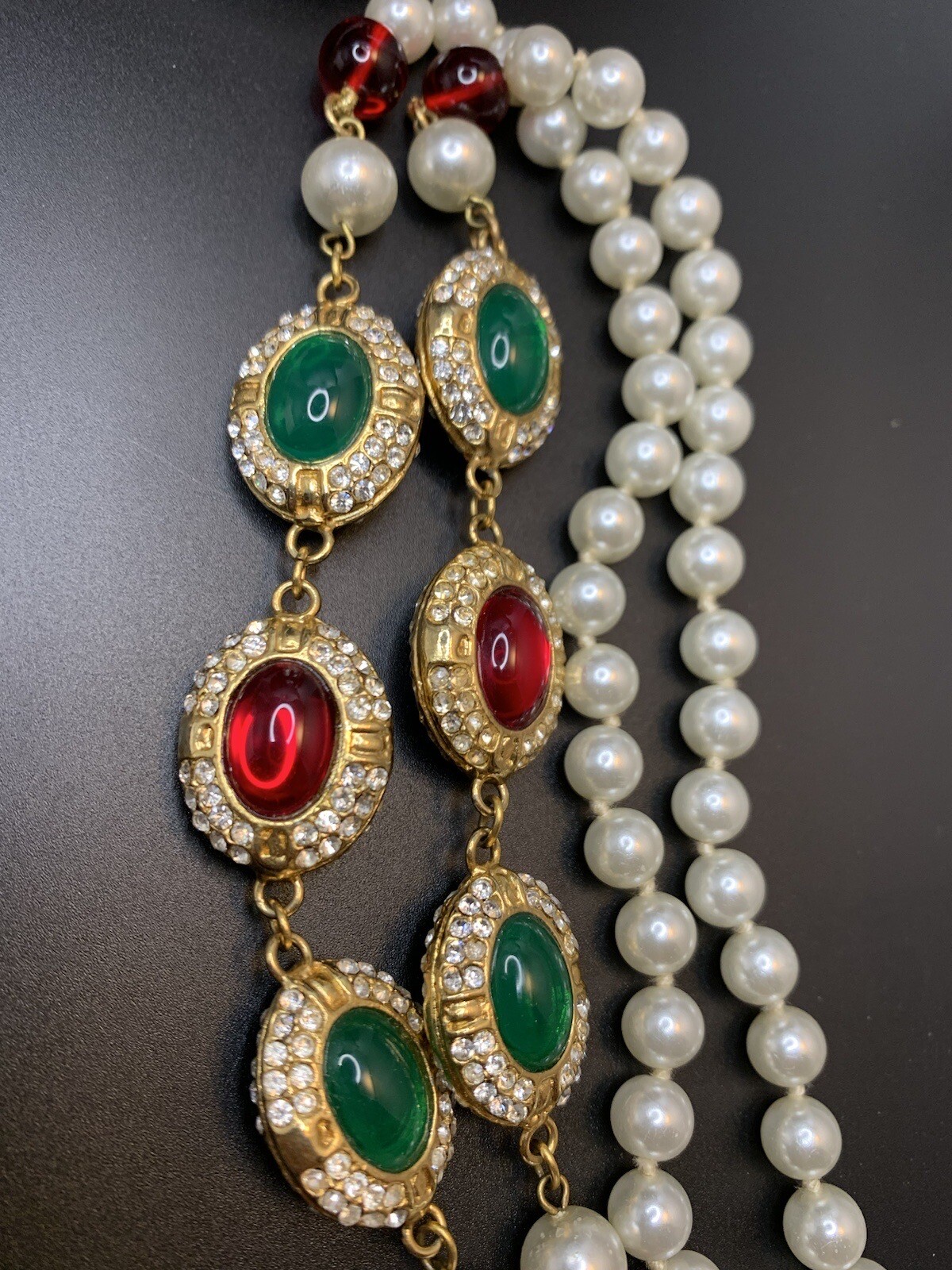 Vintage 1960s Gripoix French Mogul Cabochon Red &Green Long Necklace 80cm Signed